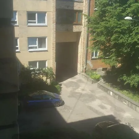 10 Ebreju Iela Apartment